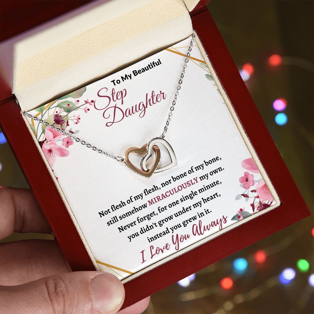 To My Beautiful Step Daughter / nonbiological (Burgundy Card) - Interlocking Hearts Necklace