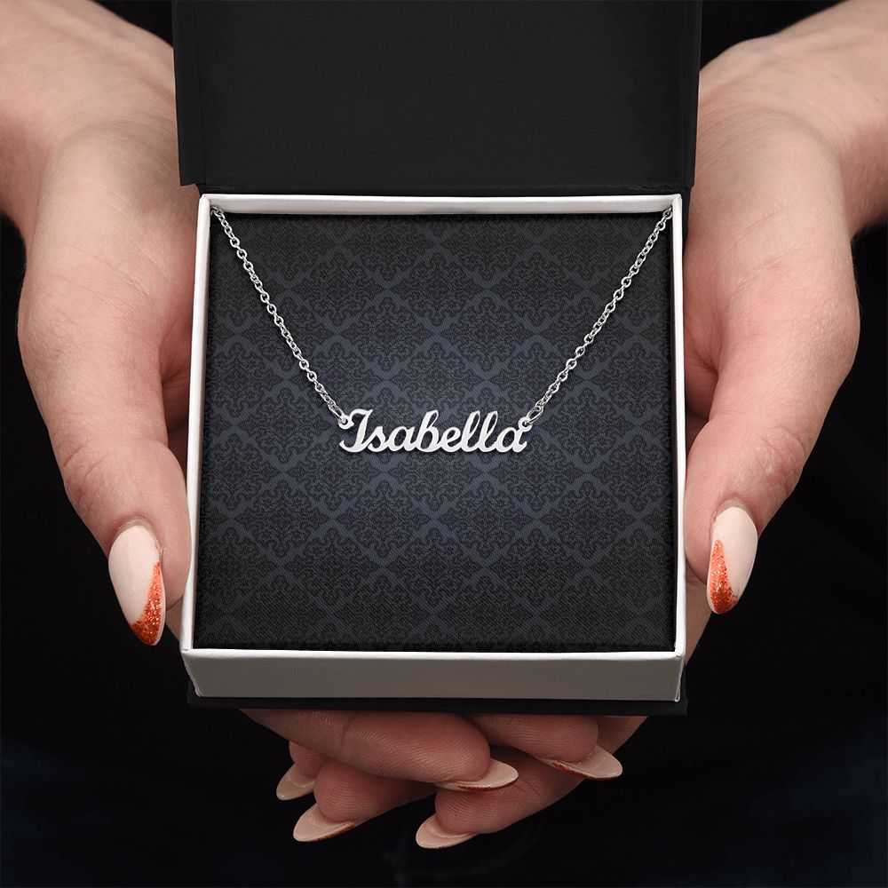 To My Mom / Mother / Sister / Daughter / Cousin / Grandmother / Granddaughter / Niece / Aunt (Plain Black Card) - Custom Name Necklace