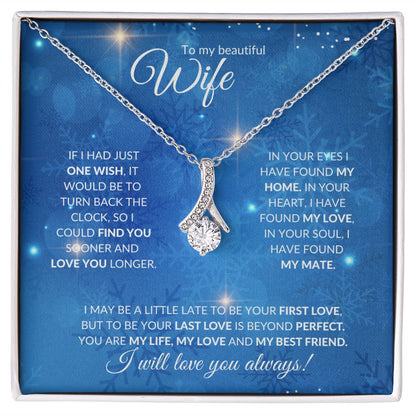 Wife (Christmas Blue Snowflake Card)  -Alluring Beauty Necklace