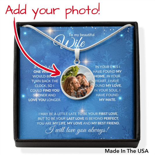 Wife (Blue Christmas Card)  - Circle Photo Necklace - Buyer Uploads Photo